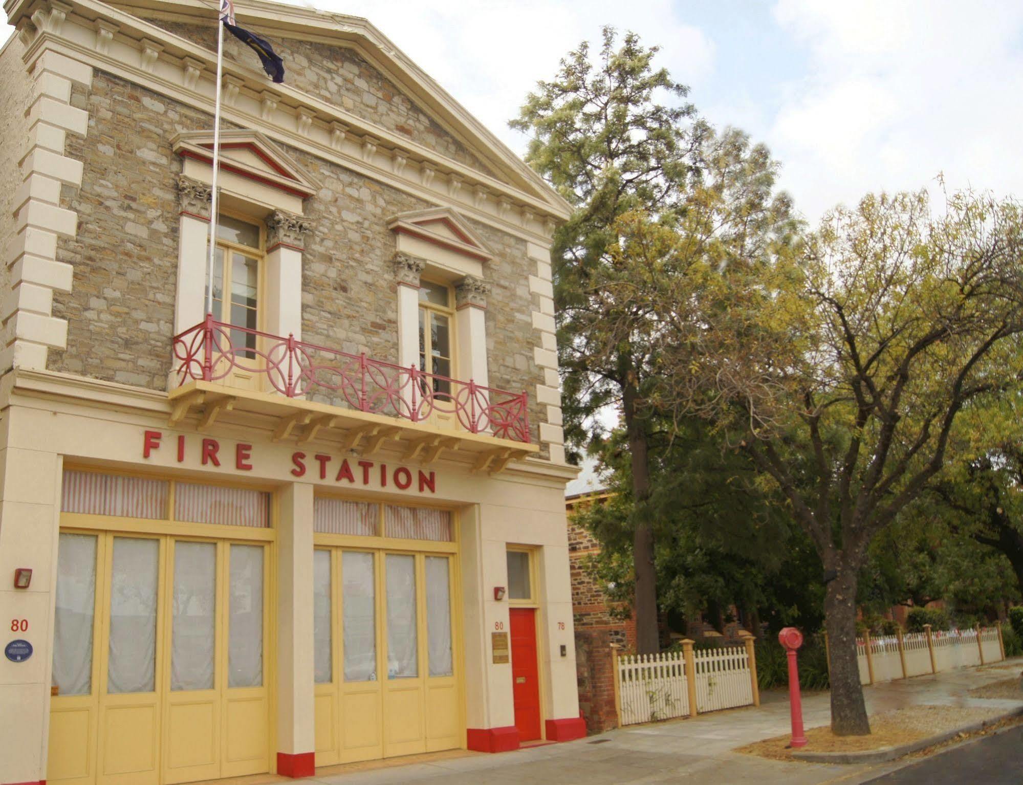 Fire Station Inn Аделаида Экстерьер фото